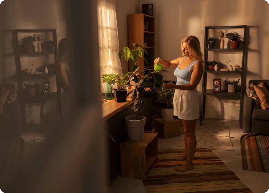 Smart Indoor Gardening Made Simple: The Future of Green Living at Home